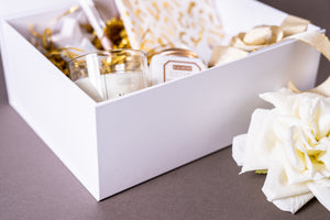White Magnetic Gift Box with Ribbon Bow - Wholesale (10 Boxes)