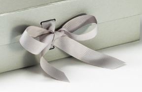 Silver A5 Luxury Magnetic Gift Box with Ribbon detail