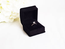 Load image into Gallery viewer, Black Luxury Suede Single Ring Box zoom
