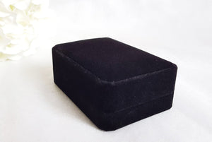 Black Luxury Velvet Pendant Box zoom