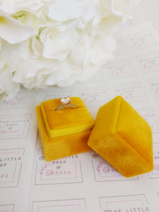 Yellow Square Velvet Single Ring Box