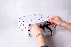 Black and White Spotty Pattern Magnetic Gift Box Wholesale (10 boxes)