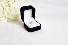 Load image into Gallery viewer, Black Suede Single Ring Box zoom
