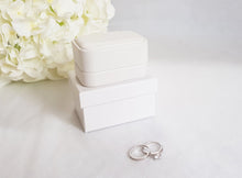 Load image into Gallery viewer, White Leatherette Double Ring Box 5
