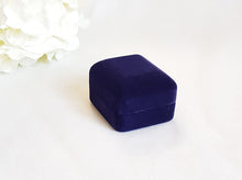 Load image into Gallery viewer, Navy Blue Single Ring Box closed
