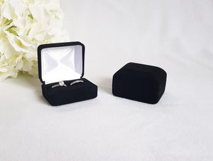 Black Velvet Double Ring Box 2
