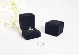 Black Velvet Single Ring Box - Black Interior display