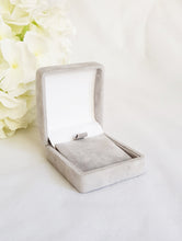 Load image into Gallery viewer, Grey Luxury Suede Pendant Box - White interior oblique
