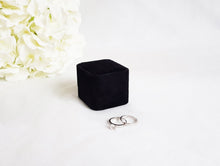 Load image into Gallery viewer, Black Suede Single Ring Box closed

