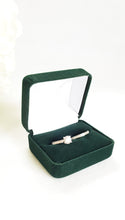 Load image into Gallery viewer, Green Velvet Double Ring Box 2
