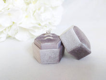 Load image into Gallery viewer, Grey Velvet Hexagonal Double Ring Box 1
