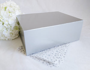 Silver Magnetic Gift Box front