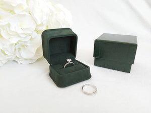 Green Luxury Suede Single Ring Box with box
