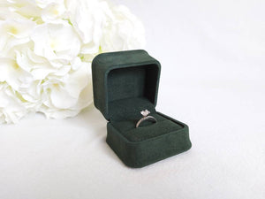 Green Luxury Suede Single Ring Box title