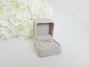 Grey Luxury Suede Single Ring Box title