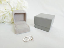 Load image into Gallery viewer, Grey Luxury Suede Single Ring Box empty

